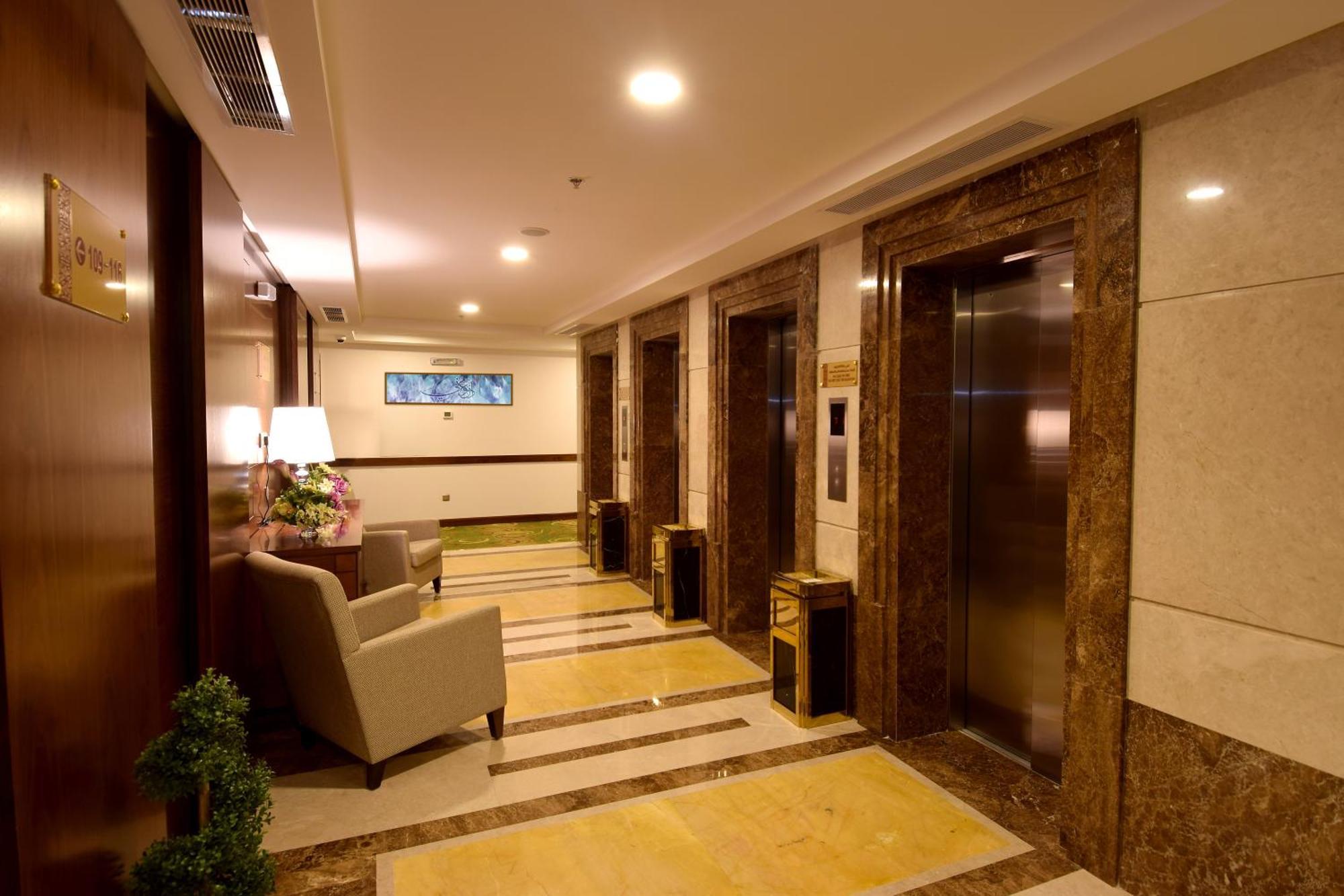 אל-מדינה Zaha Al Munawara Hotel מראה חיצוני תמונה